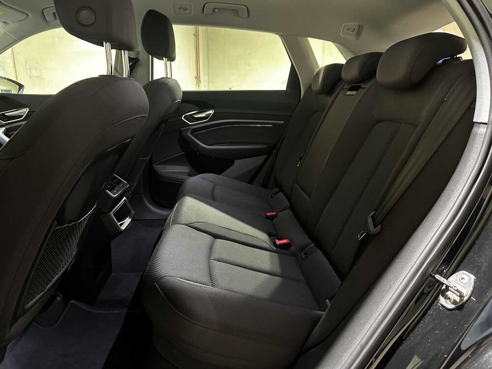 Audi e-tron 50 Quattro Business Edition 313 PS 2020 (Original-NL), J-761-NS