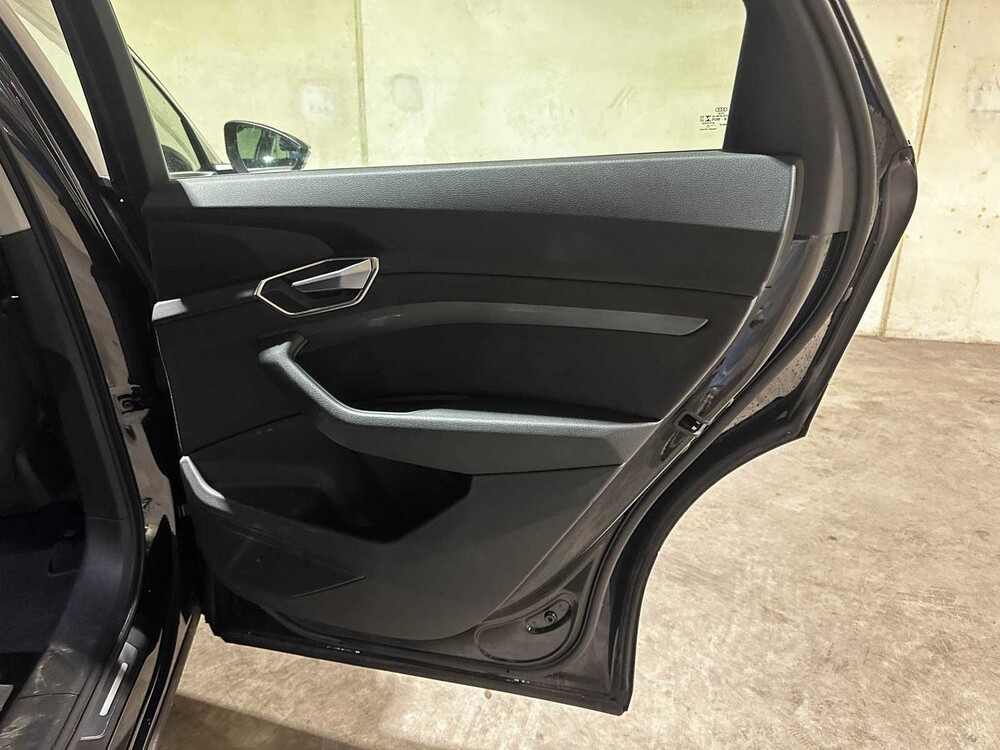 Audi e-tron 50 Quattro Business Edition 313 PS 2020 (Original-NL), J-761-NS