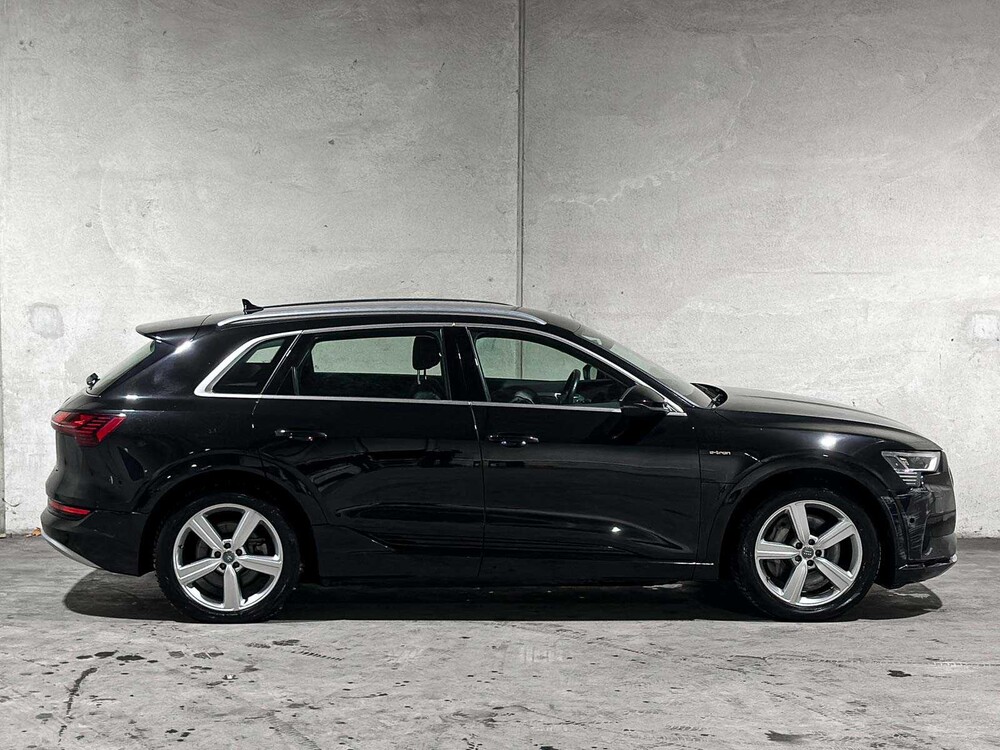 Audi e-tron 50 Quattro Business Edition 313 PS 2020 (Original-NL), J-761-NS