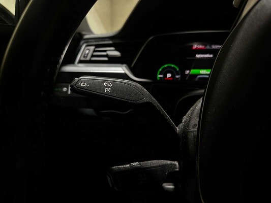Audi e-tron 50 Quattro Business Edition 313 PS 2020 (Original-NL), J-761-NS