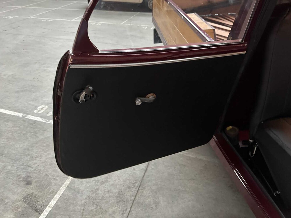 Peugeot 202 Pick-Up Truck 1946, BH-08-77