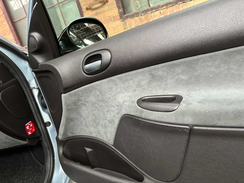 Peugeot 206 2.0-16V GTI 134pk 2004, 33-NS-VN