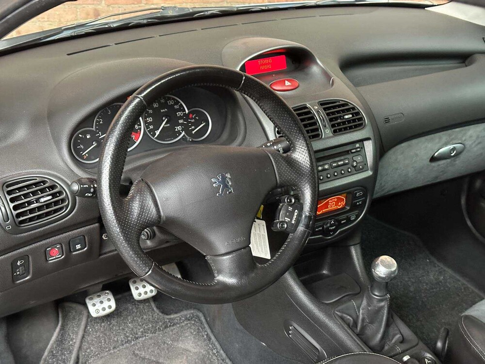 Peugeot 206 2.0-16V GTI 134pk 2004, 33-NS-VN