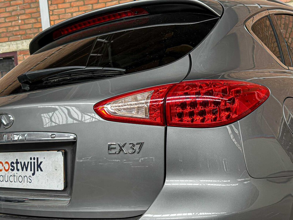 Infiniti EX 37 GT 3.7 V6 AWD 320pk 2009, 06-HPG-4 Youngtimer