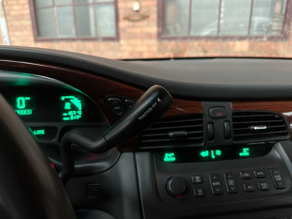 Cadillac DeVille Miller Meteor Leichenwagen 4,6 V8 279 PS 2005 Leichenwagen