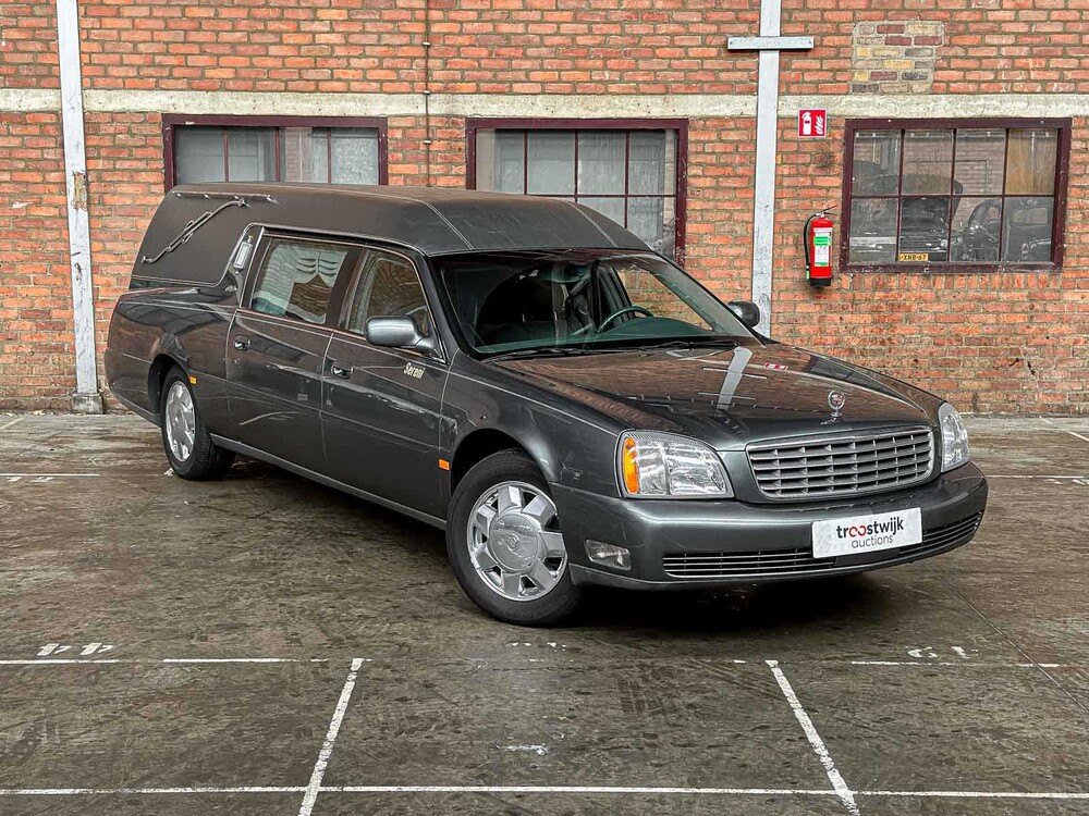 Cadillac DeVille Miller Meteor Leichenwagen 4,6 V8 279 PS 2005 Leichenwagen