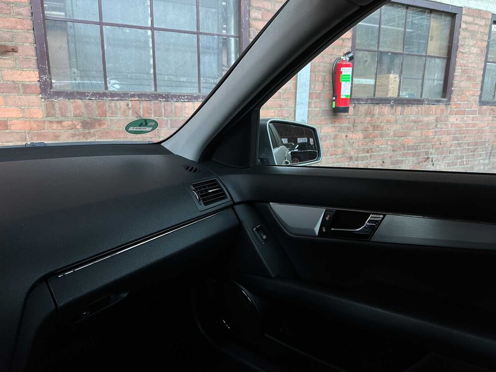 Mercedes-Benz C180 CDI BlueEFFICIENCY Business Class Avantgarde C-Klasse Kombi 120 PS 2010 (Original-NL), 70-NPB-5