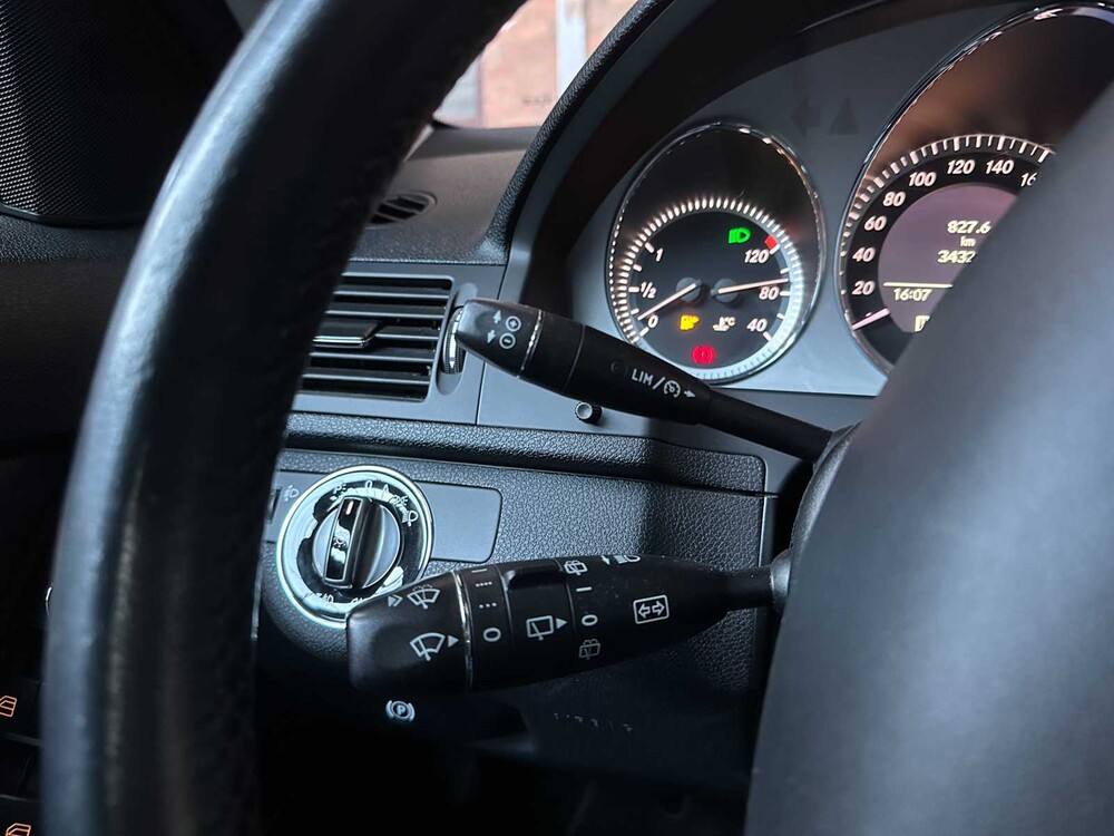 Mercedes-Benz C180 CDI BlueEFFICIENCY Business Class Avantgarde C-Klasse Kombi 120 PS 2010 (Original-NL), 70-NPB-5