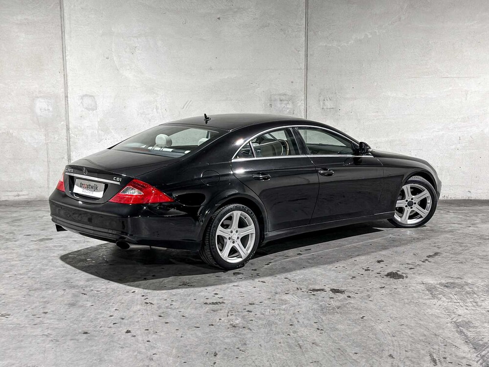 Mercedes-Benz CLS320 CDI Prestige Designo 224pk 2008 CLS-klasse, 73-ZF-GR