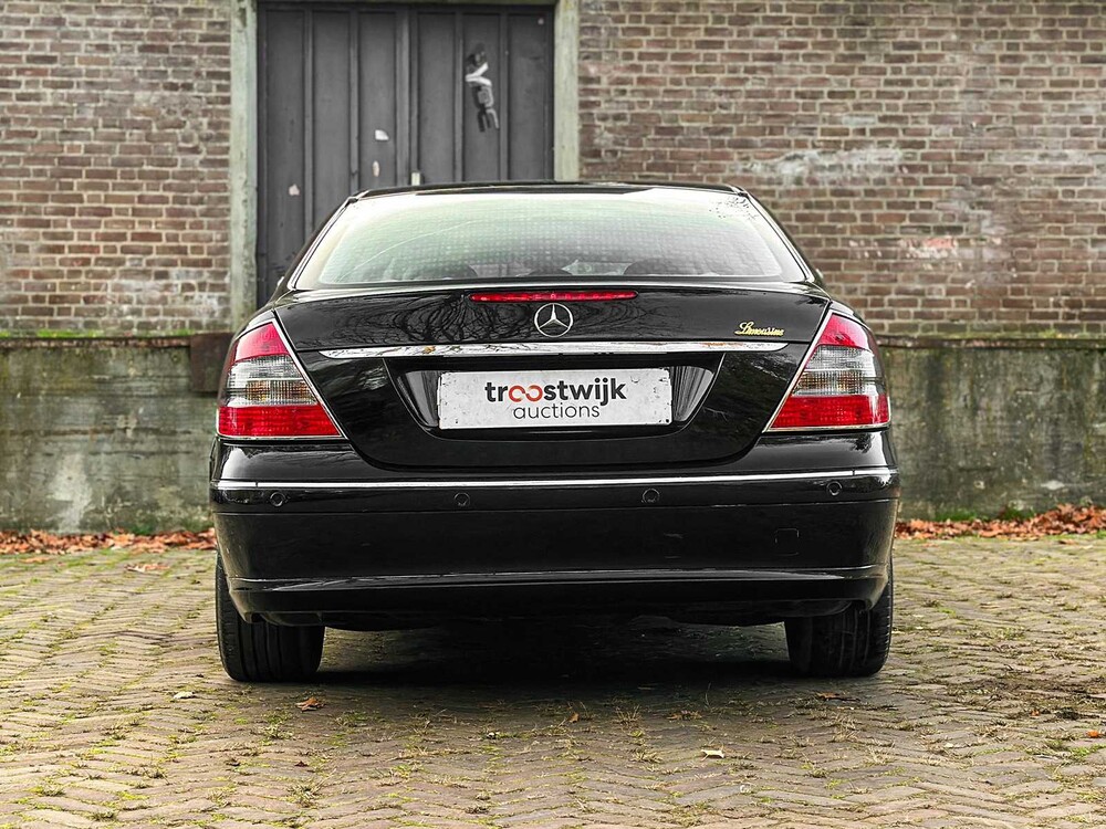 Mercedes-Benz E200 Sedan 2007 E-Class (Original-NL + 1st Owner), 92-XK-RH Youngtimer