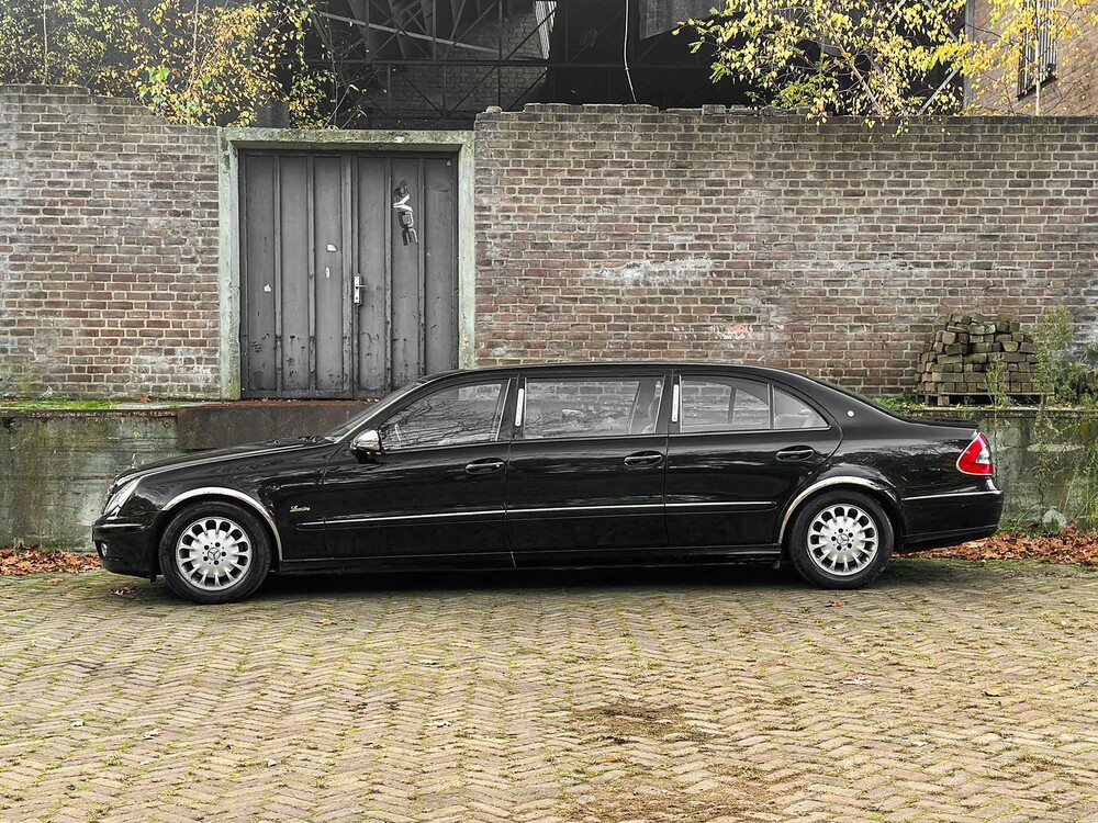 Mercedes-Benz E200 Sedan 2007 E-Class (Original-NL + 1st Owner), 92-XK-RH Youngtimer