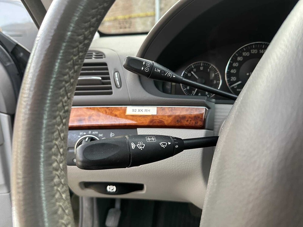 Mercedes-Benz E200 Sedan 2007 E-Class (Original-NL + 1st Owner), 92-XK-RH Youngtimer