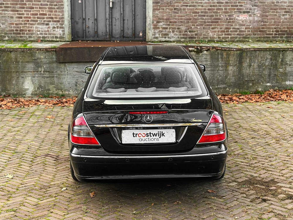 Mercedes-Benz E200 Sedan 2007 E-Class (Original-NL + 1st Owner), 92-XK-RH Youngtimer
