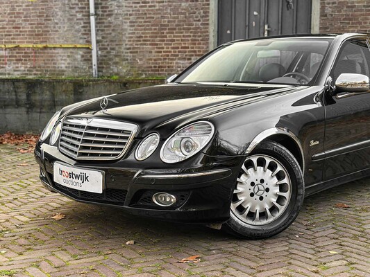 Mercedes-Benz E200 Sedan 2007 E-Class (Original-NL + 1st Owner), 92-XK-RH Youngtimer