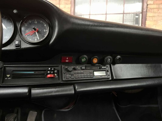 Porsche 911 Coupe 2.7 1974 -MANUAL-