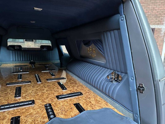 Cadillac Fleetwood Krystal Koach Funeral Car 5.7 V8 263pk 1995