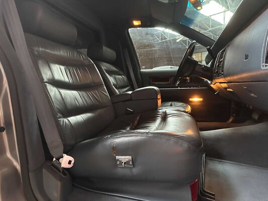 Cadillac Fleetwood Krystal Koach Funeral Car 5.7 V8 263pk 1995