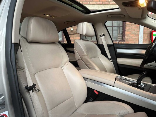 BMW 750i ActiveHybrid 4.4 V8 407pk 2010 7-serie, 02-PGJ-7 Youngtimer