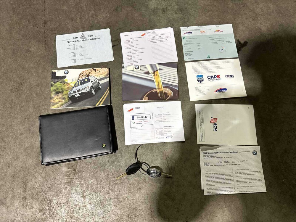 BMW X5 3.0i Executive 231pk 2002, 98-JX-JV Youngtimer