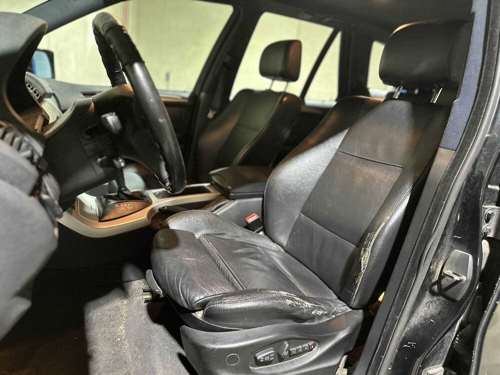 BMW X5 3.0i Executive 231pk 2002, 98-JX-JV Youngtimer