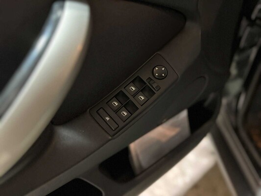 BMW X5 3.0i Executive 231pk 2002, 98-JX-JV Youngtimer