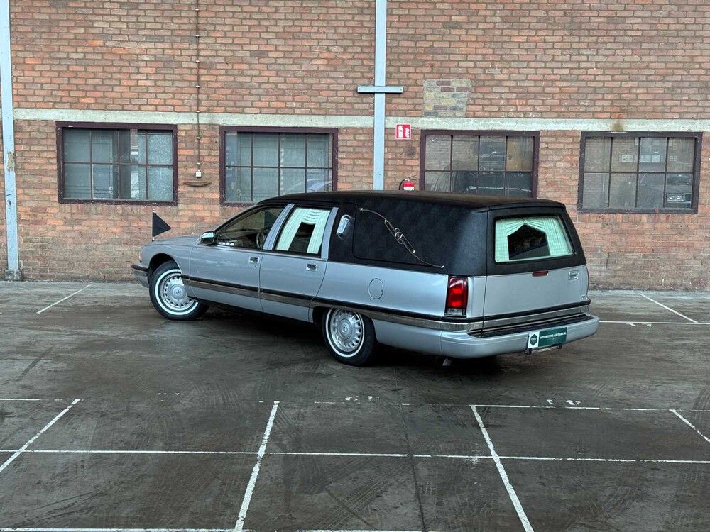 Buick Roadmaster Estate Wagon Begrafenisauto 5.7 1996, 92-HV-BB