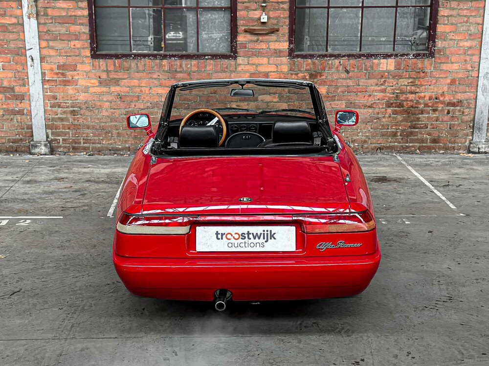 Alfa Romeo Spider 2.0 118 PS 1992, NJ-273-V Youngtimer