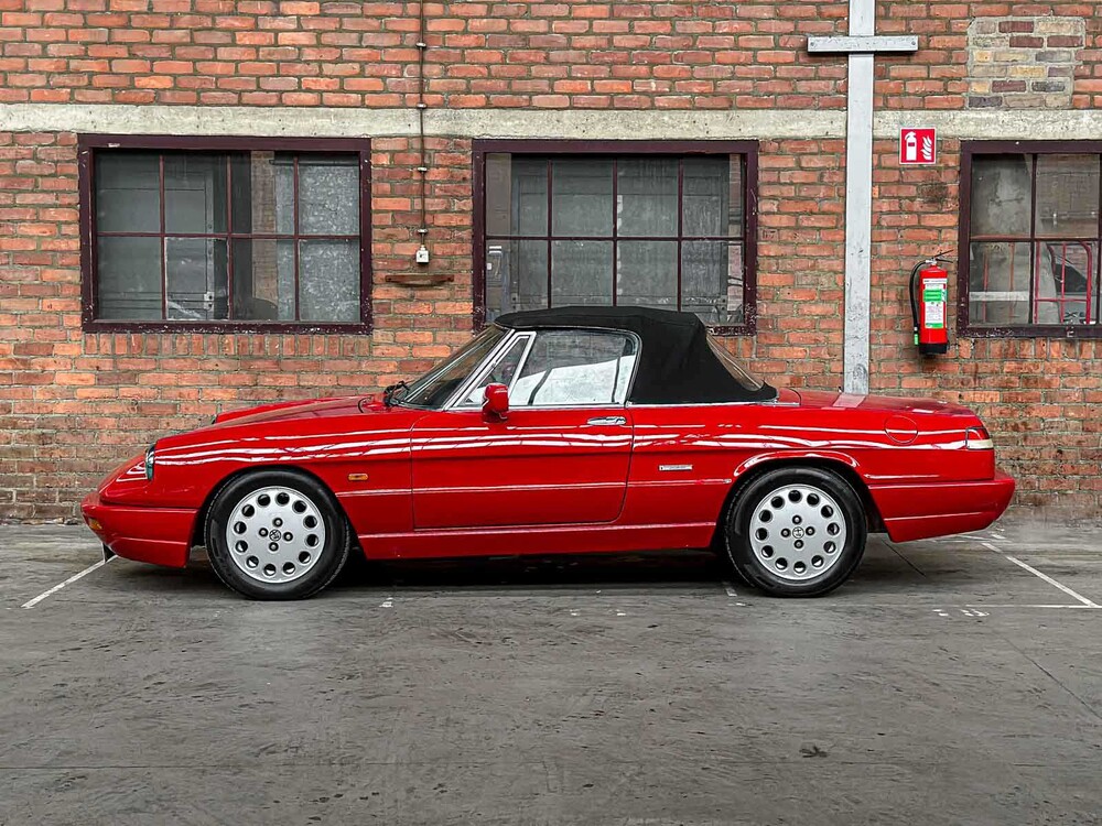 Alfa Romeo Spider 2.0 118 PS 1992, NJ-273-V Youngtimer