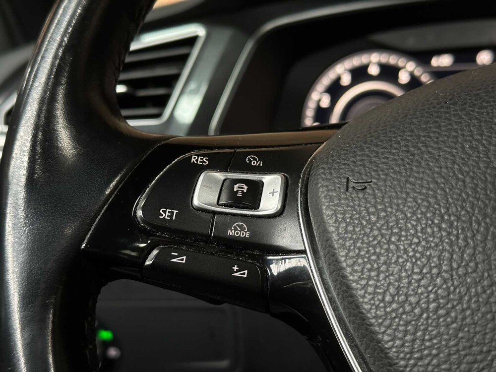 Volkswagen Tiguan 1.4 TSI ACT Highline 148pk 2018 (Origineel-NL), RR-501-H