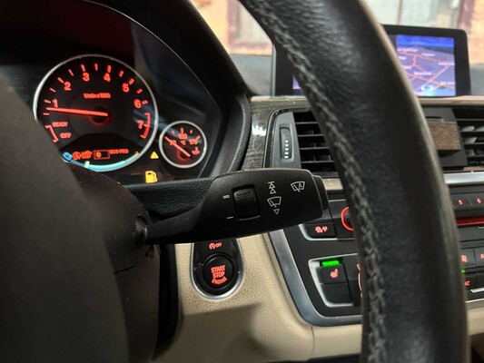 BMW 320i EfficientDynamics Edition Upgrade Edition 170pk 2013 (Origineel-NL) 3-serie, 1-SLL-03