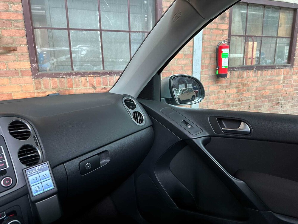 Volkswagen Tiguan 2.0 TSI Sport&Style 4Matic R-Line 170pk 2010, 21-KJR-3 Youngtimer