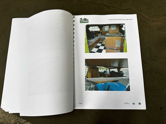 Volkswagen 23 Kampeerauto 1977, 00-SL-64 Camper