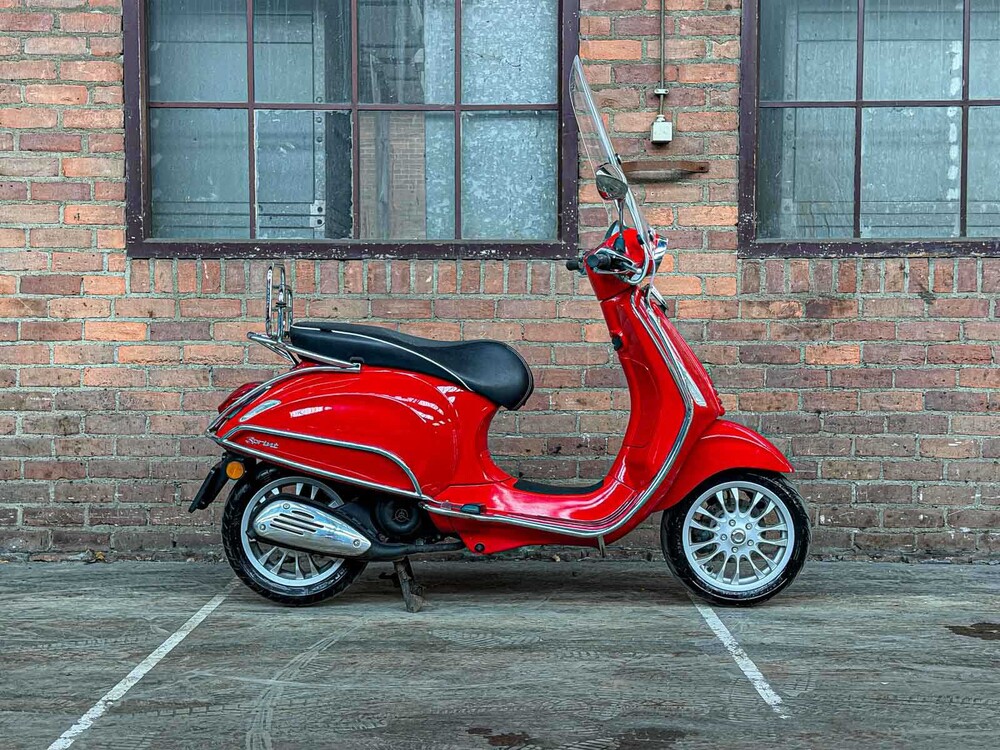 Piaggio Vespa Sprint 4T 2015, F-581-ZF Scooter
