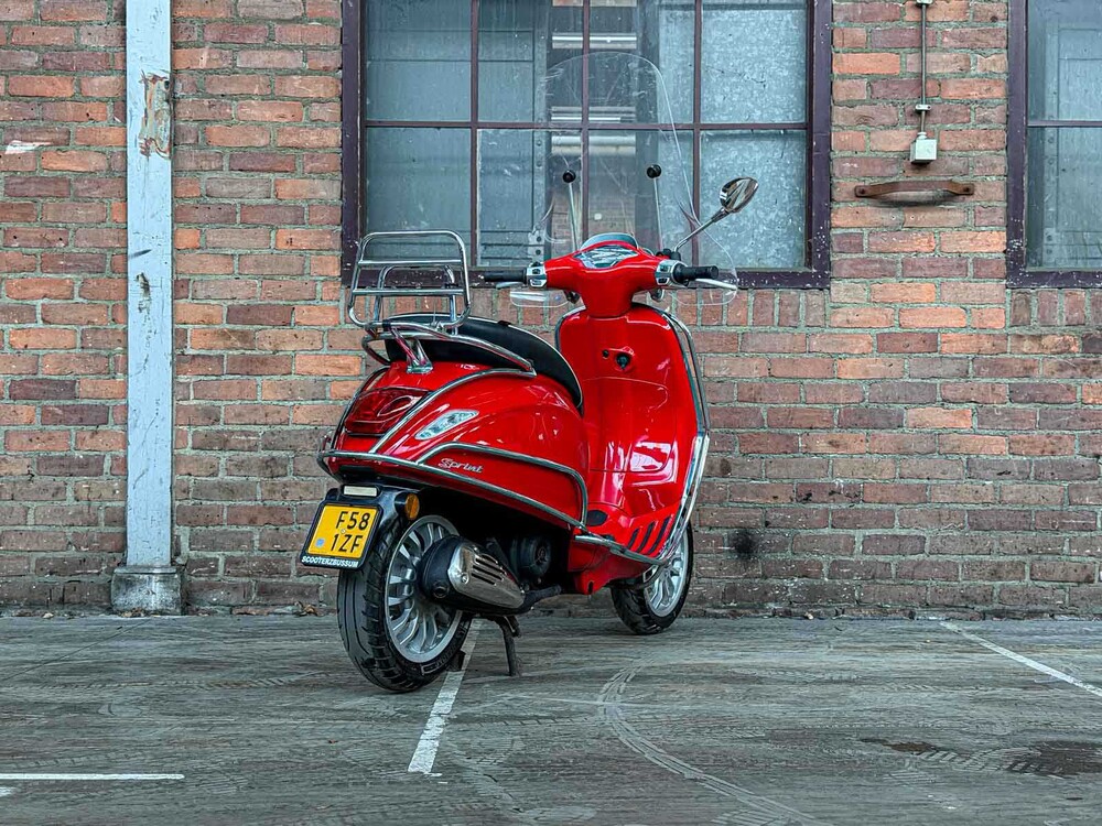 Piaggio Vespa Sprint 4T 2015, F-581-ZF Scooter