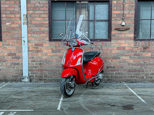 Piaggio Vespa Sprint 4T 2015, F-581-ZF Scooter