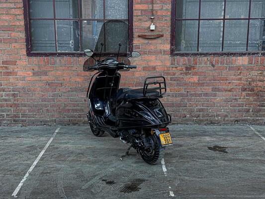 Piaggio Vespa Sprint 4T 2015, DDG-75-V Scooter