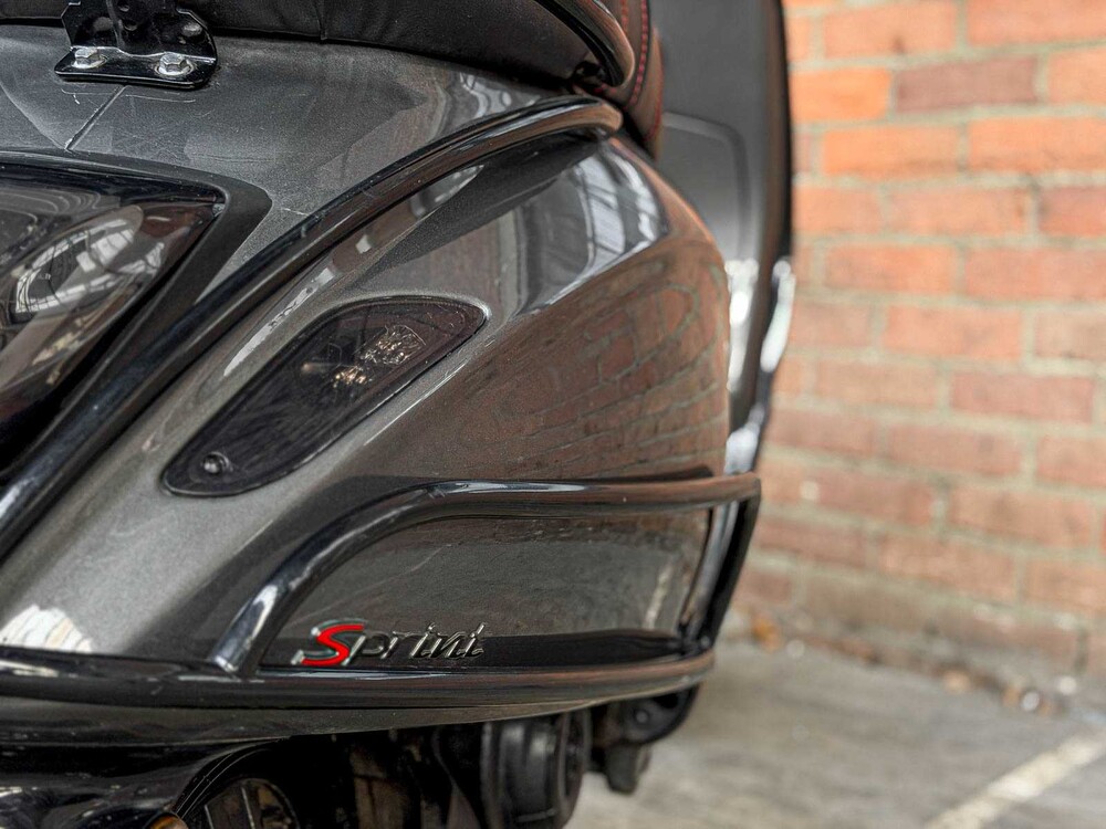 Piaggio Vespa Sprint 4T (CUSTOM) 2016, DGX-82-B Scooter