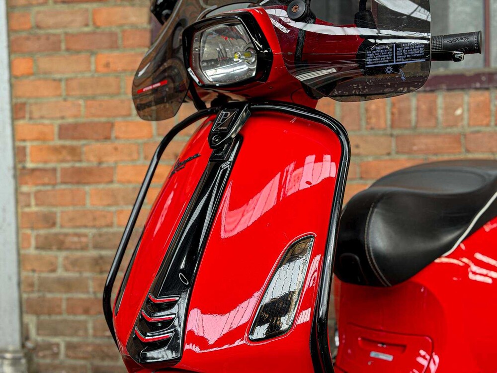 Piaggio Vespa Primavera 2021 Scooter, FJD-24-V