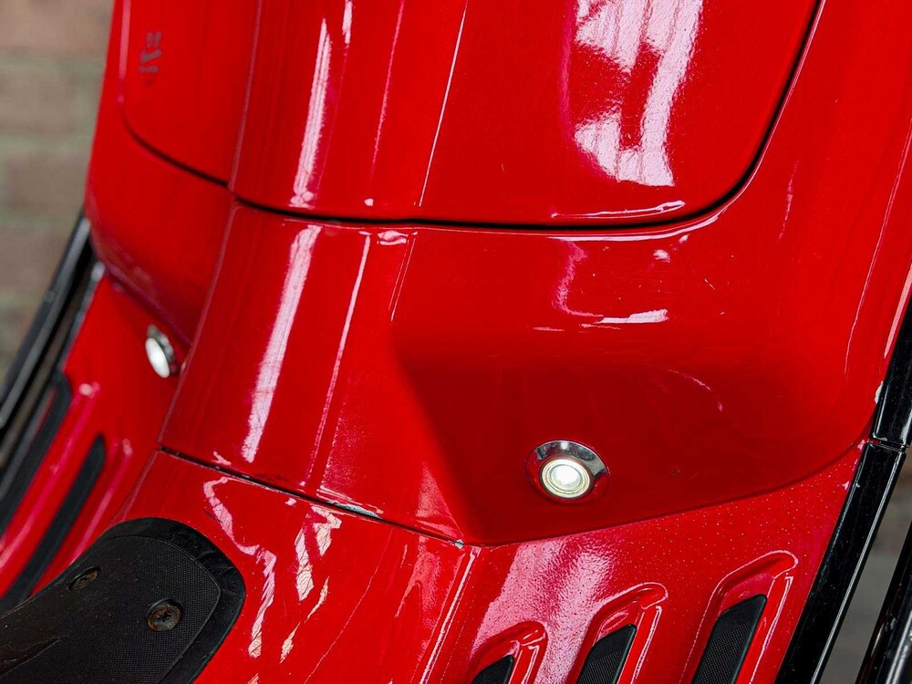 Piaggio Vespa Primavera 2021 Scooter, FJD-24-V