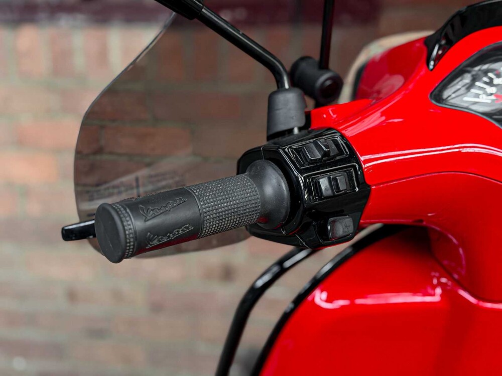 Piaggio Vespa Primavera 2021 Scooter, FJD-24-V