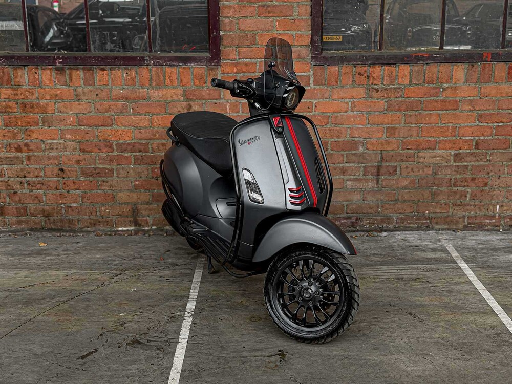 Piaggio Vespa Sprint 4T 2015 Scooter, DBL-64-H