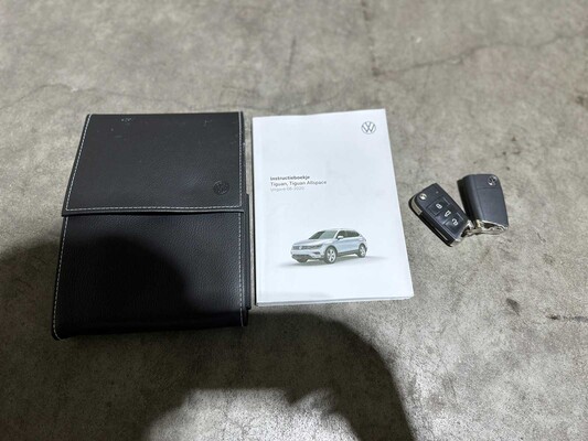 Volkswagen Tiguan Allspace 1.5 TSI Comfortline Business 7p. 150pk 2021 (Origineel-NL+1e eigenaar), K-970-RK