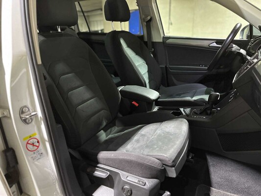 Volkswagen Tiguan Allspace 1.5 TSI Comfortline Business 7p. 150pk 2021 (Origineel-NL+1e eigenaar), K-970-RK