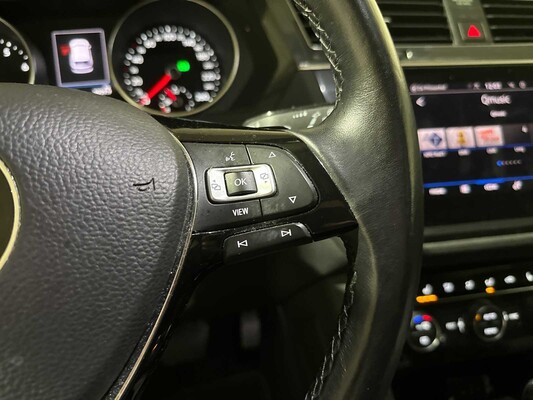 Volkswagen Tiguan Allspace 1.5 TSI Comfortline Business 7p. 150pk 2021 (Origineel-NL+1e eigenaar), K-970-RK