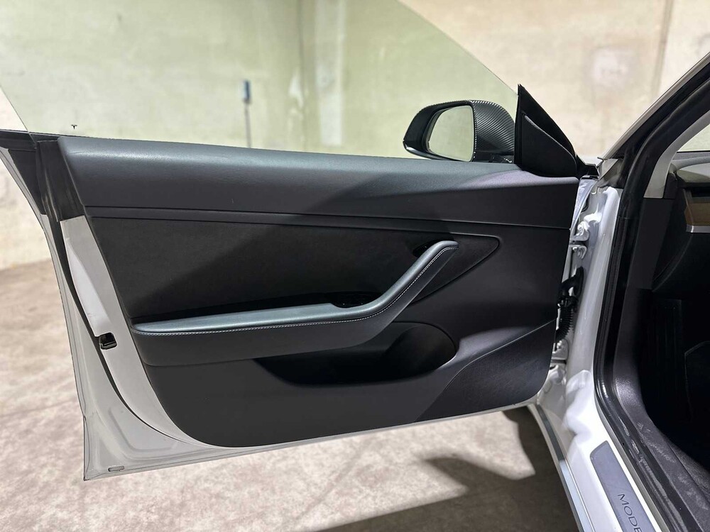 Tesla Model 3 Performance AWD 75 kWh 513pk 2019 (Origineel-NL), G-529-GH