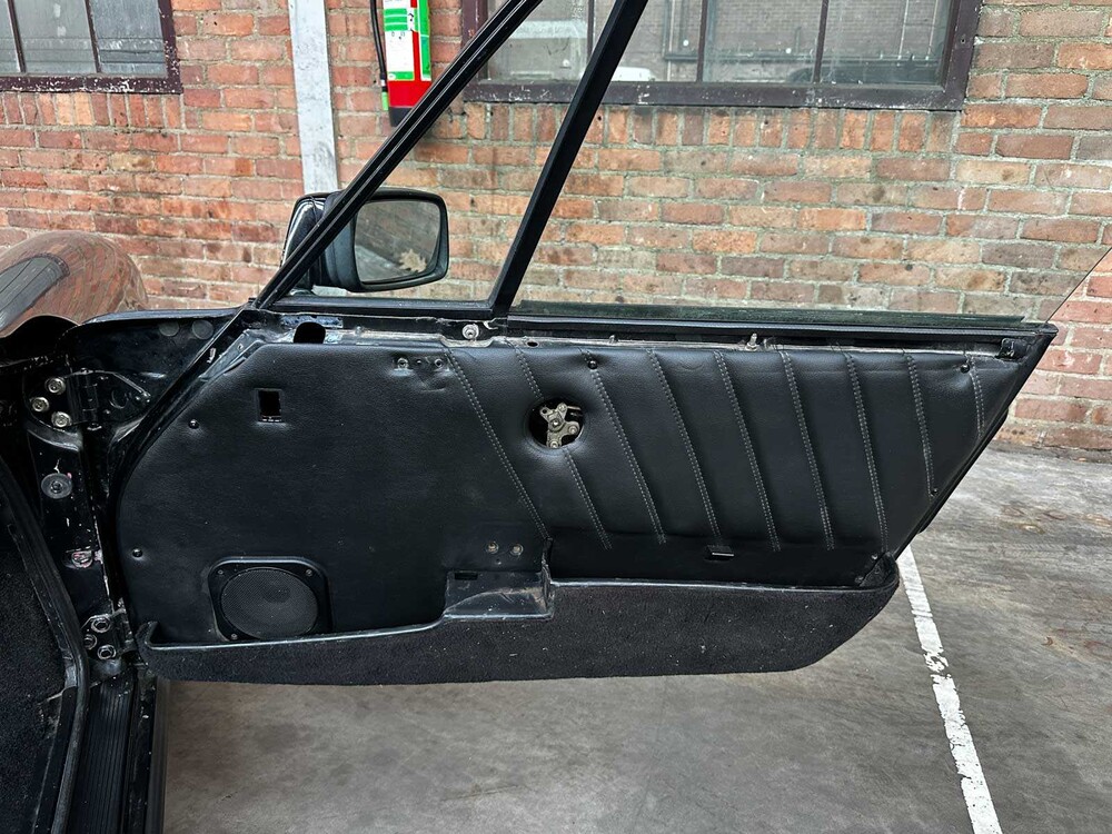 Porsche 911 Carrera 3.2 Cabriolet 230pk 1985