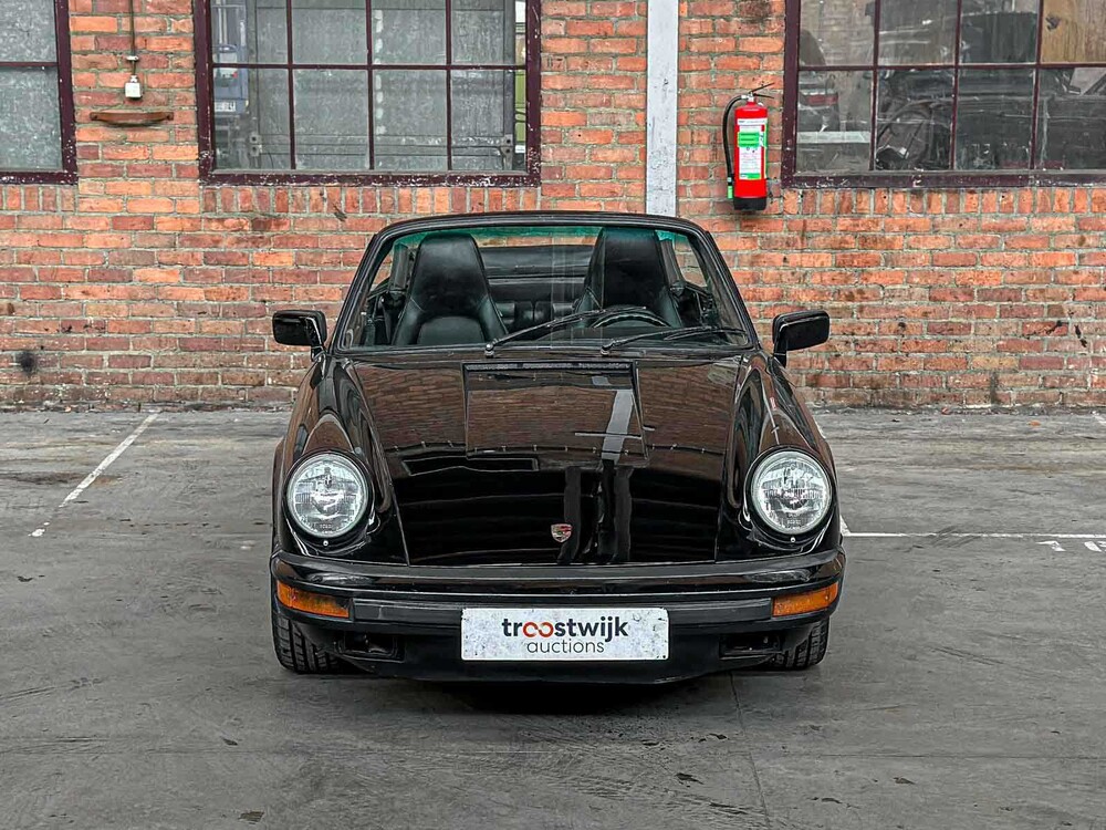 Porsche 911 Carrera 3.2 Cabriolet 230pk 1985