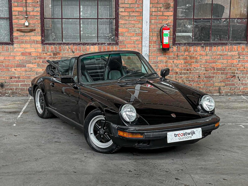 Porsche 911 Carrera 3.2 Cabriolet 230pk 1985
