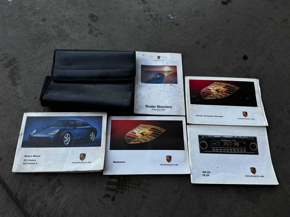 Porsche 911 Cabriolet Carrera 3.4 996 (Hardtop) 300pk 2001 Youngtimer