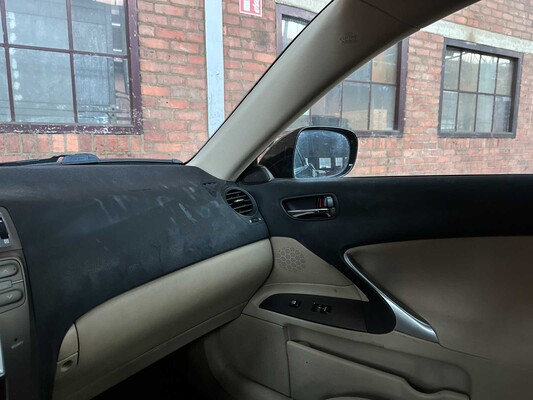 Lexus IS 250 Business 205pk 2006, 61-SP-LK